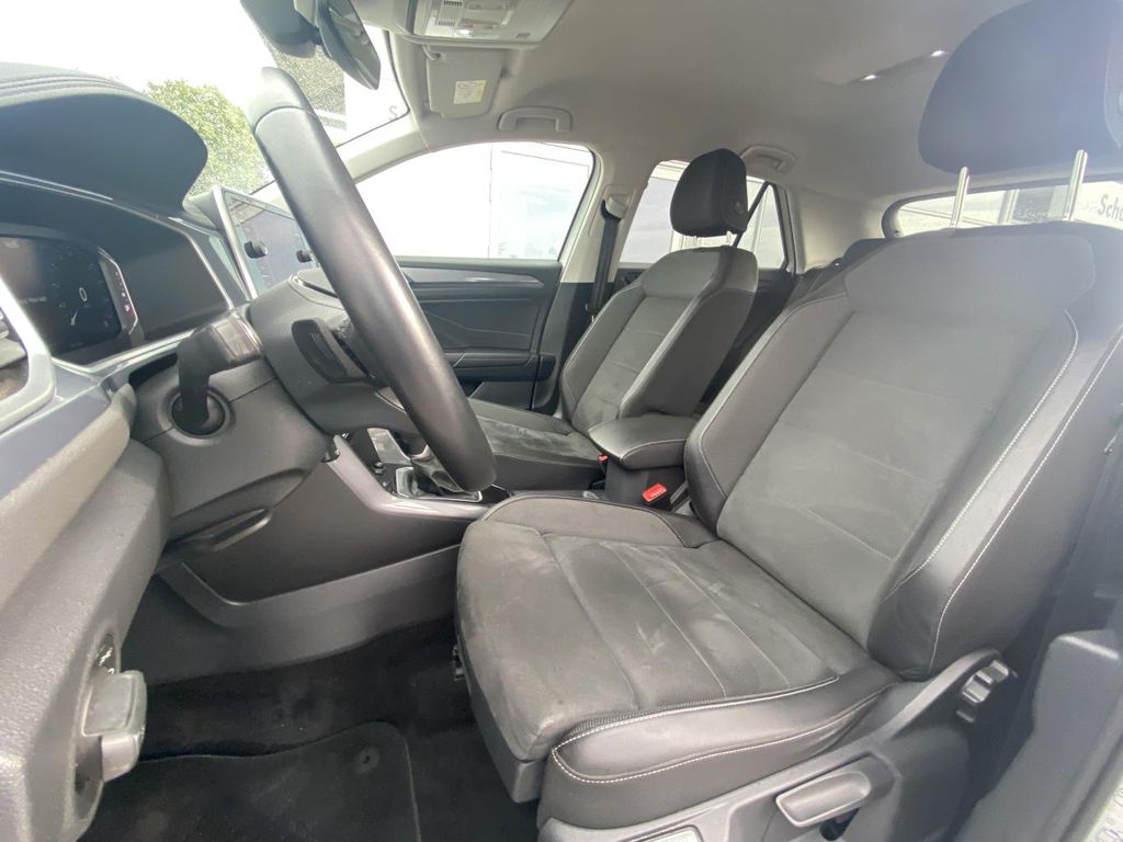 Volkswagen T-Roc 2023 г. Белый, пробег 35411 км