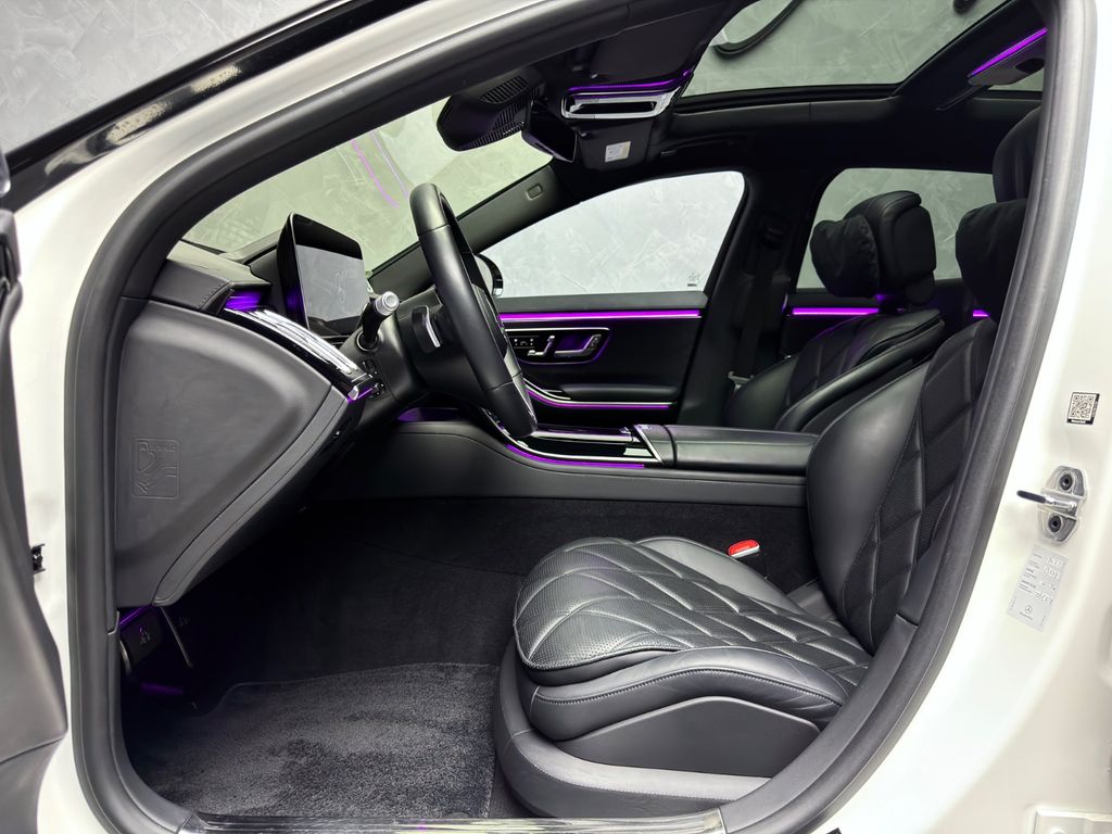 Mercedes-Benz S 680 2022 г. Белый, пробег 44990 км