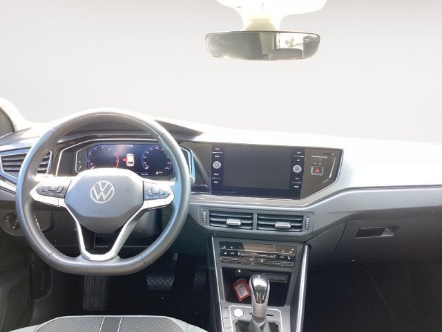 Volkswagen Polo 2023 г. Серый, пробег 57618 км