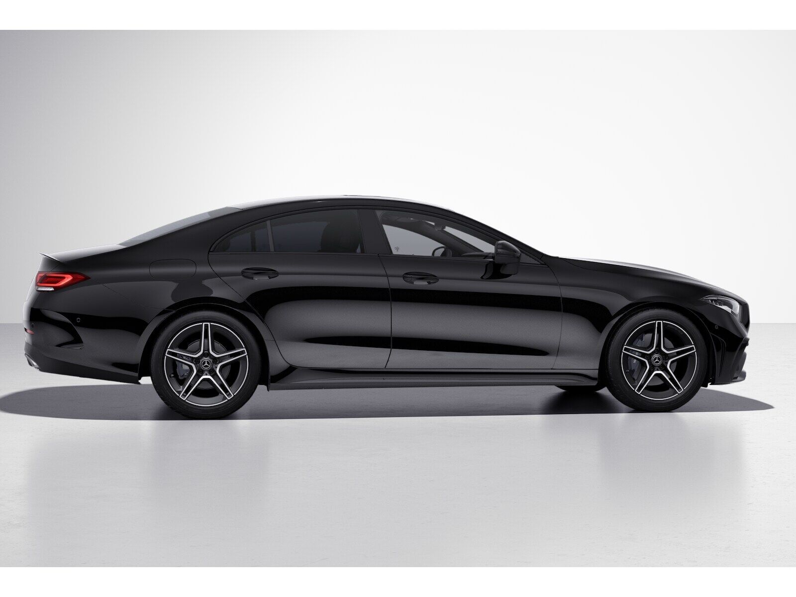 Mercedes-Benz CLS 220 2022 г. Чёрный, пробег 43390 км