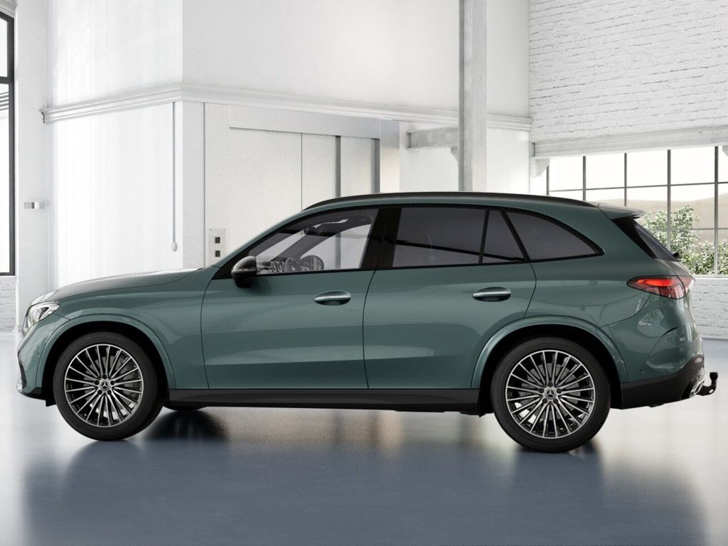 Mercedes-Benz GLC 200 2025 г. Серебристый, пробег 25000 км