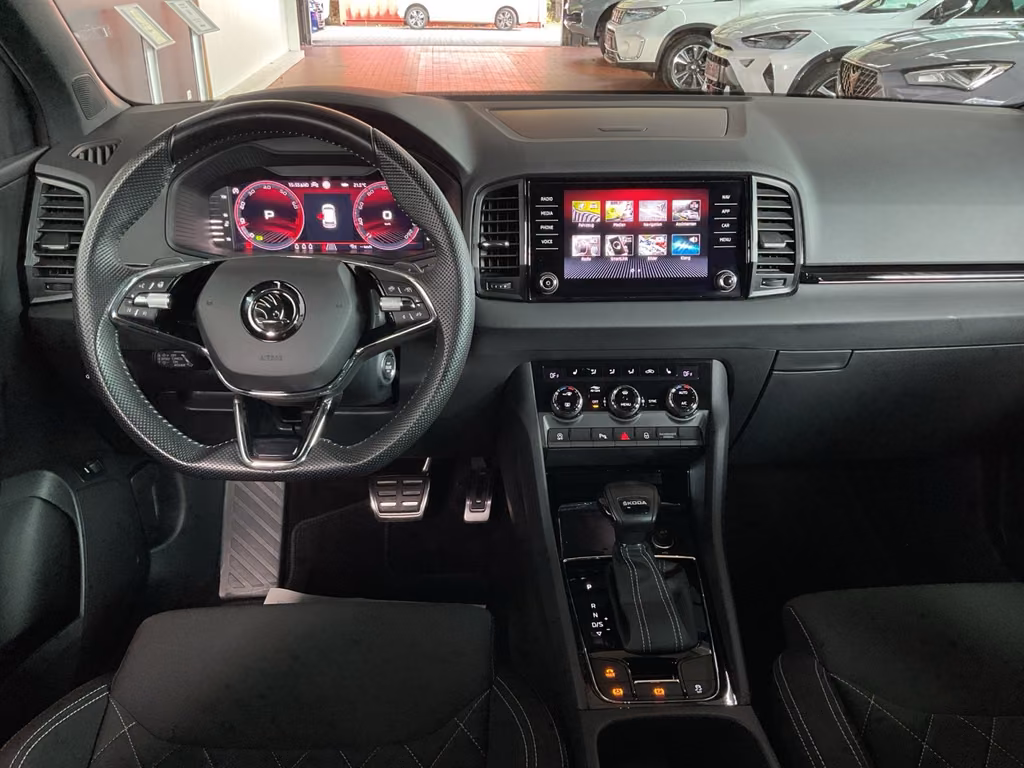 Skoda Karoq 2023 г. Серый, пробег 28597 км