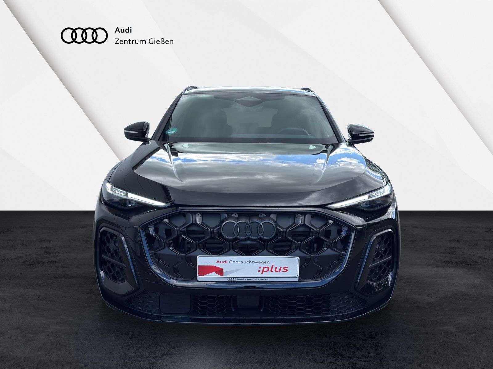 Audi Q5 2025 г. Чёрный, пробег 43350 км