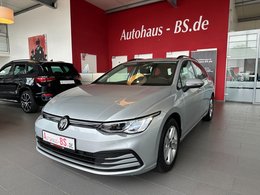 Volkswagen Golf 2024 г. Серебристый, пробег 46466 км