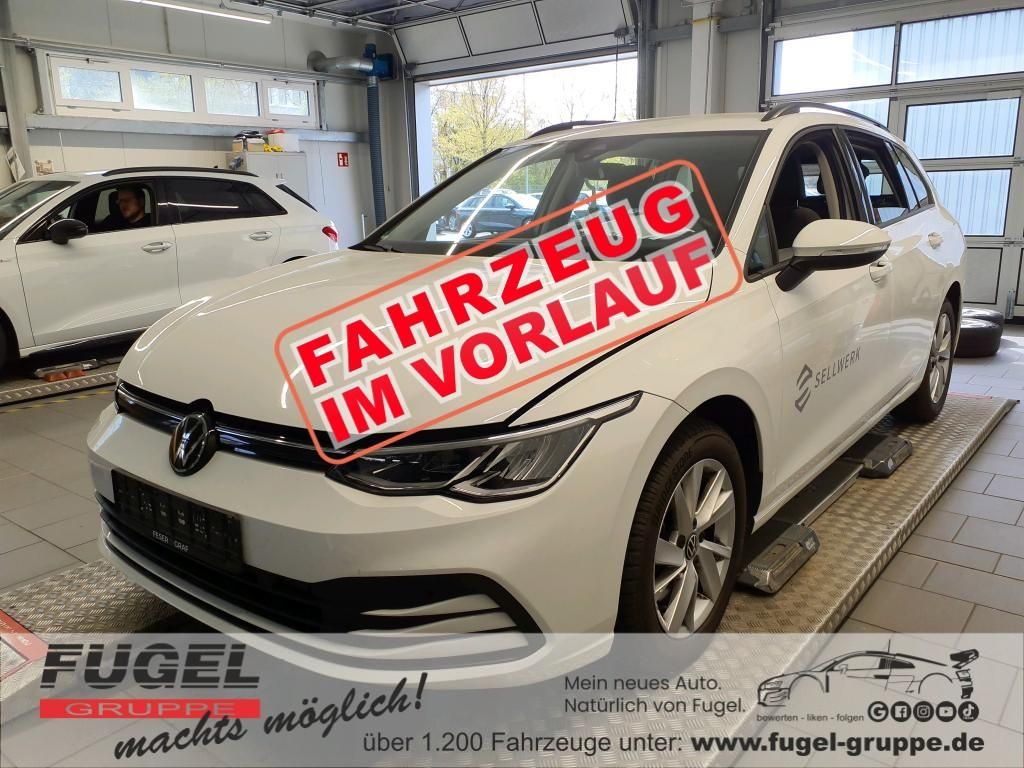 Volkswagen Golf 2023 г. Белый, пробег 44925 км