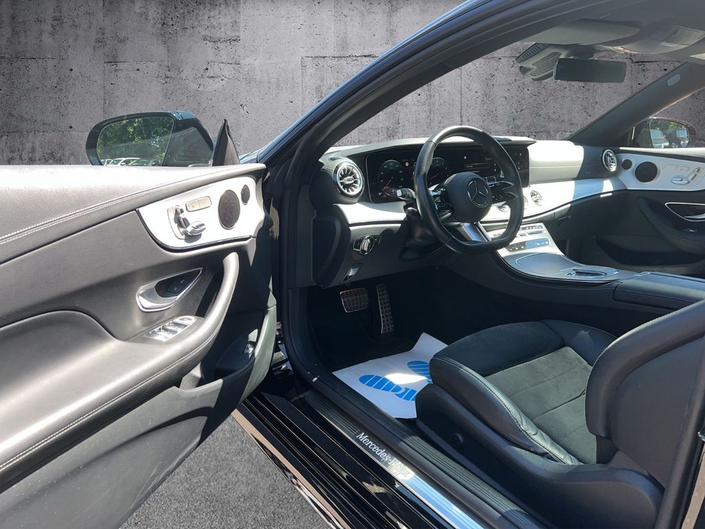 Mercedes-Benz E 450 2023 г. Чёрный, пробег 28290 км
