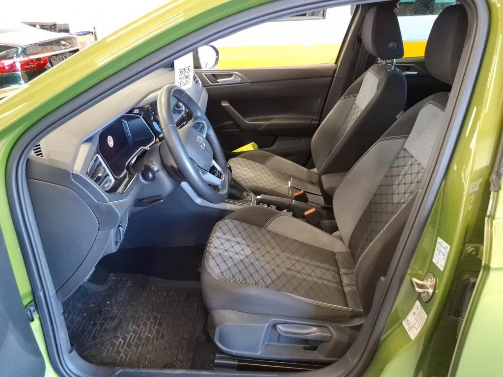 Volkswagen Taigo 2023 г. Зелёный, пробег 15600 км