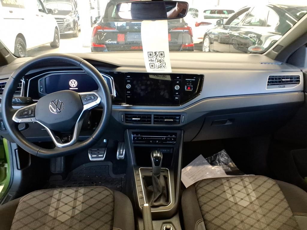 Volkswagen Taigo 2023 г. Зелёный, пробег 15600 км