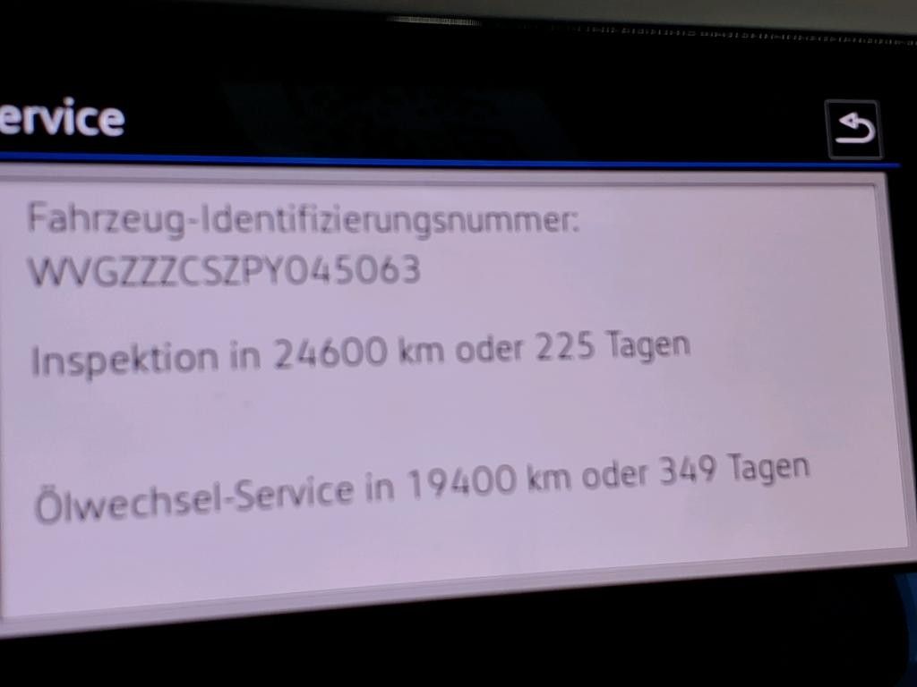 Volkswagen Taigo 2023 г. Зелёный, пробег 15600 км