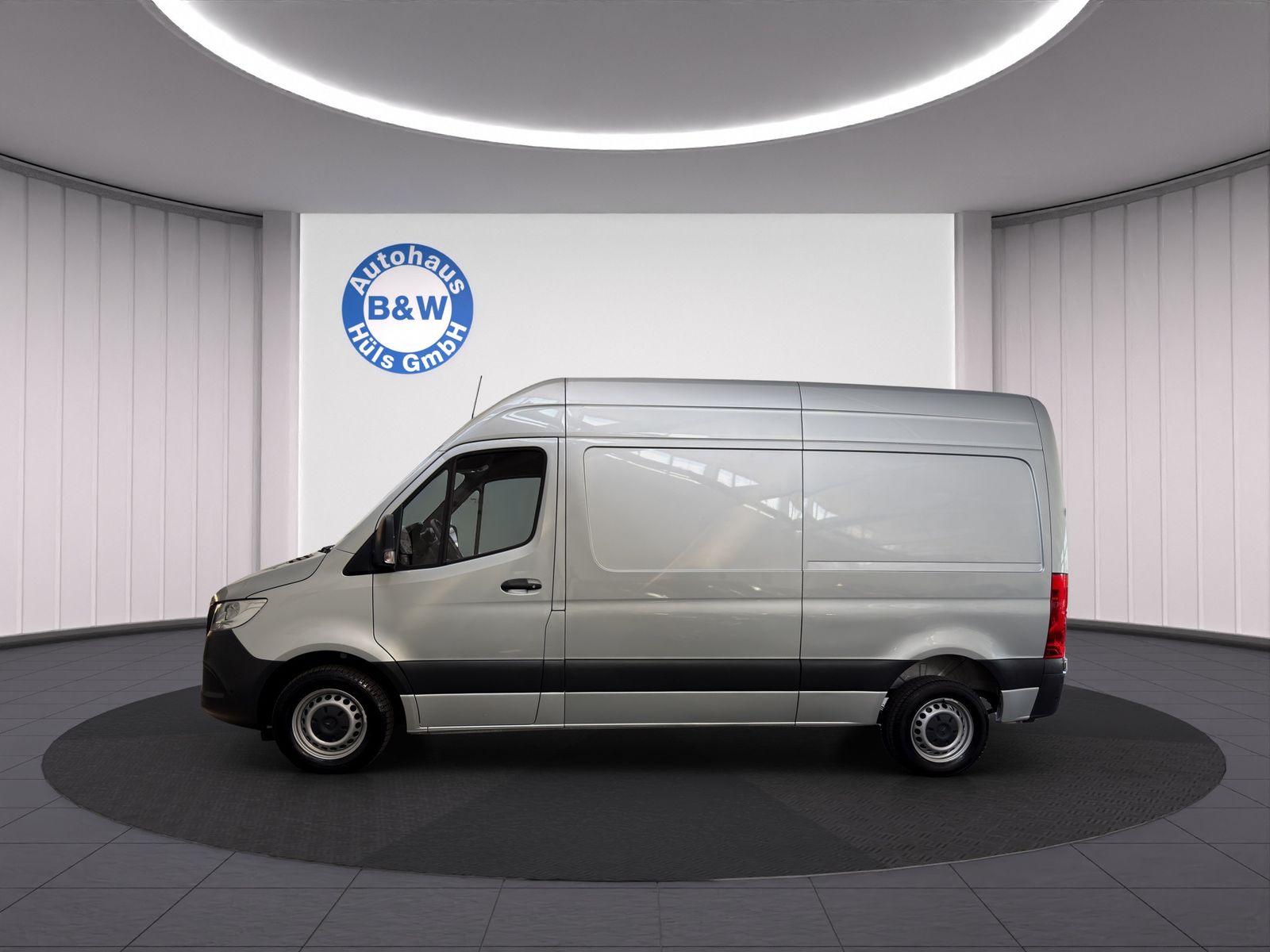 Mercedes-Benz SPRINTER 2022 г. Серебристый, пробег 49583 км
