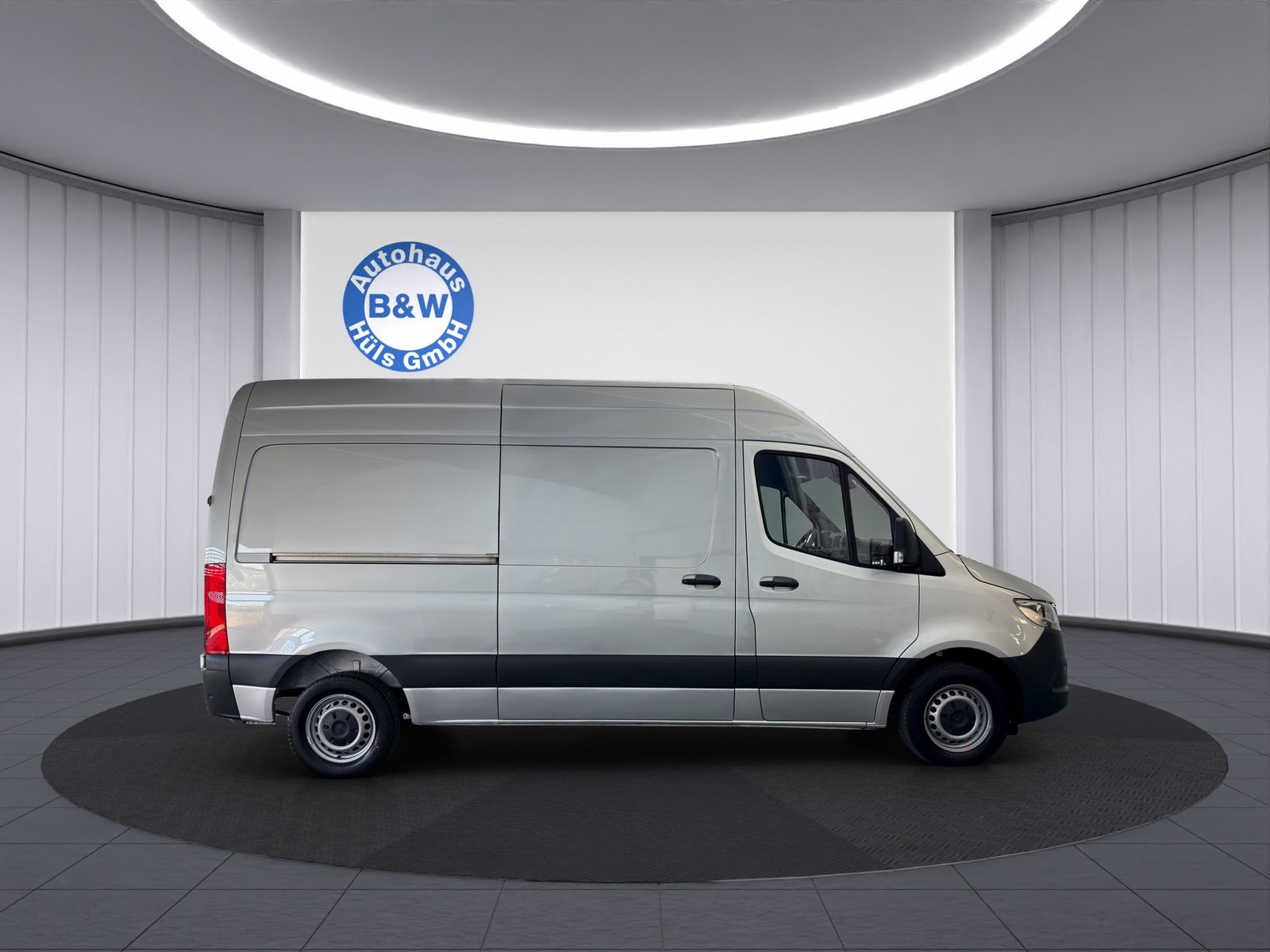 Mercedes-Benz SPRINTER 2022 г. Серебристый, пробег 49583 км