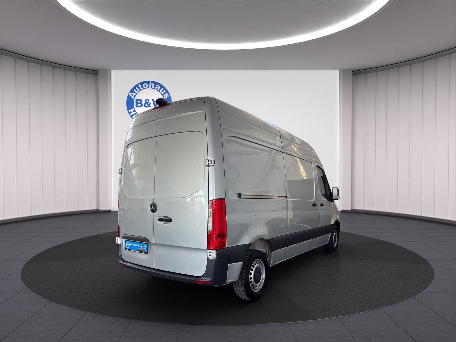 Mercedes-Benz SPRINTER 2022 г. Серебристый, пробег 49583 км