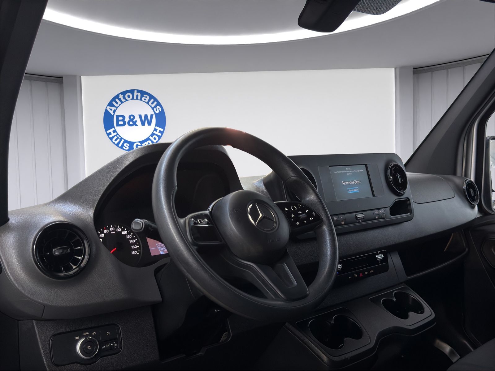 Mercedes-Benz SPRINTER 2022 г. Серебристый, пробег 49583 км
