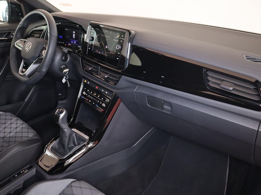 Volkswagen T-Roc 2022 г. Серый, пробег 30826 км