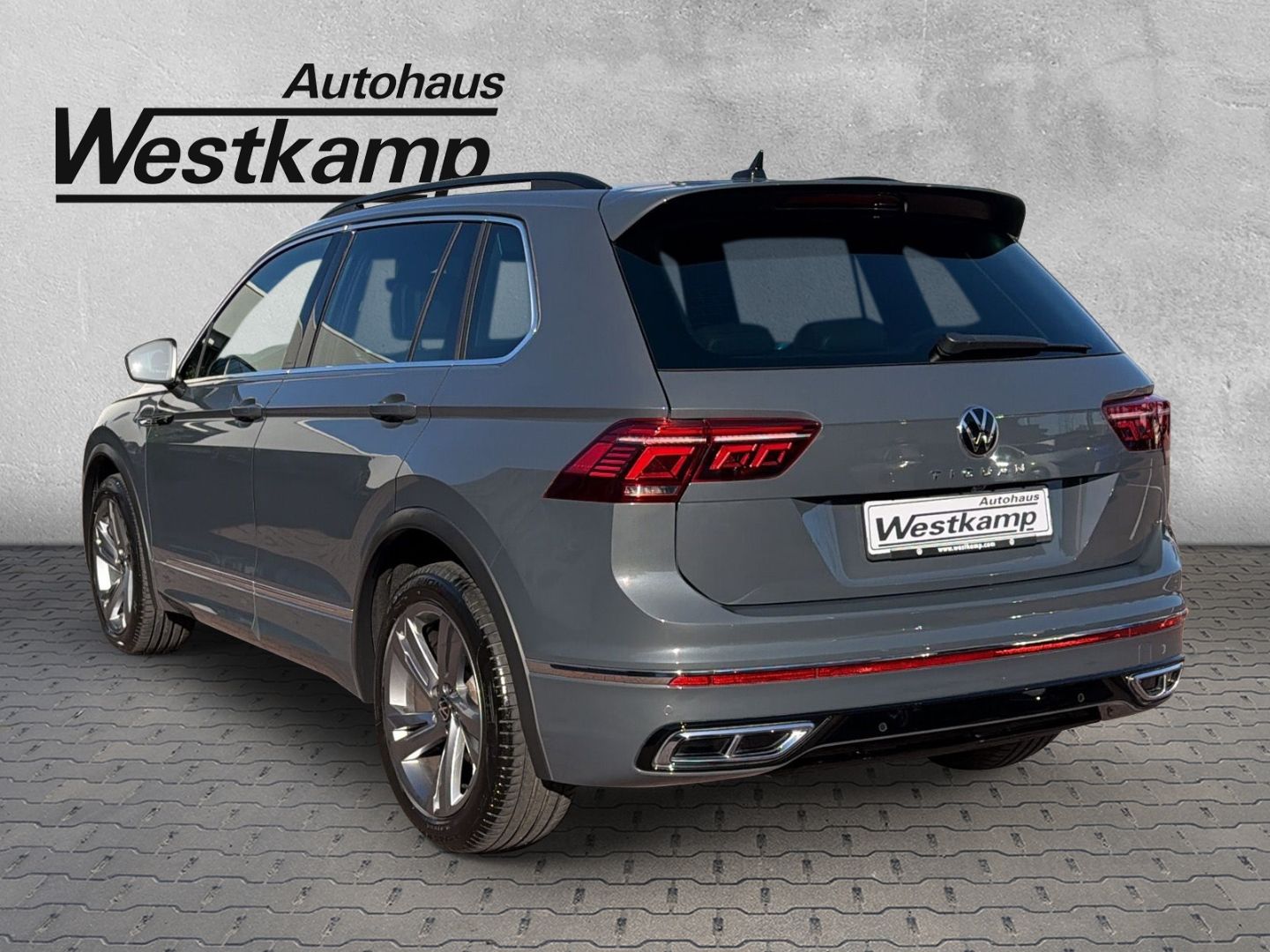 Volkswagen Tiguan 2024 г. Серый, пробег 25350 км
