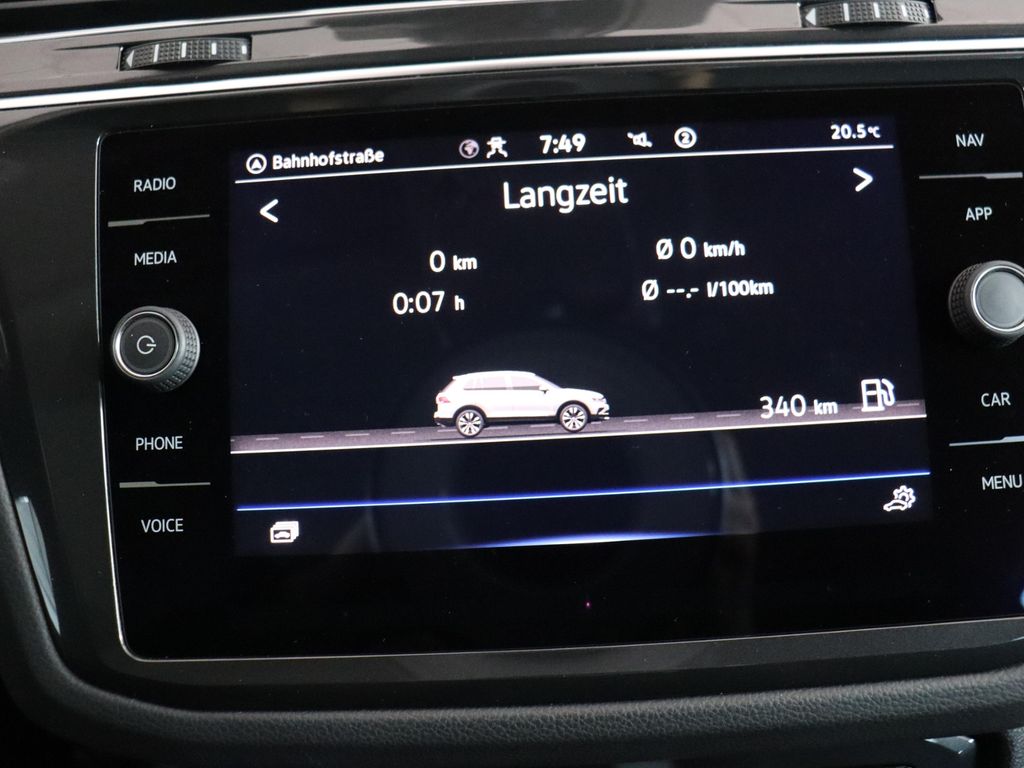 Volkswagen Tiguan 2022 г. Серый, пробег 47035 км
