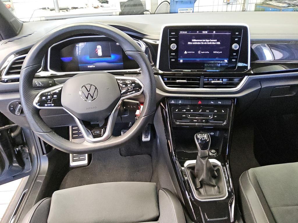 Volkswagen T-Roc 2023 г. Серый, пробег 51000 км