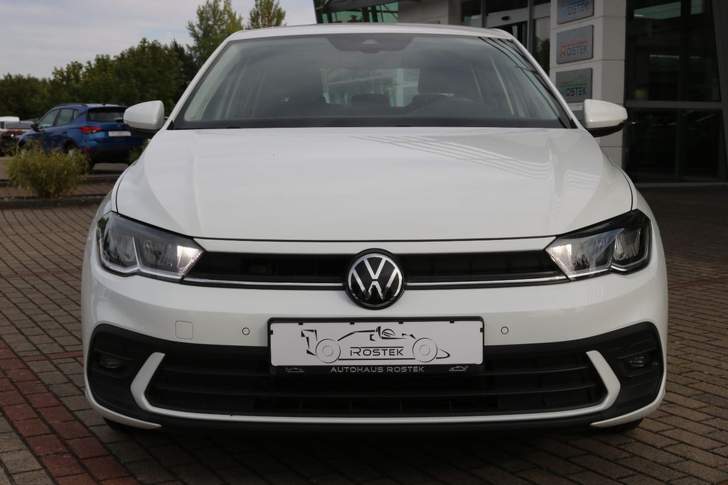 Volkswagen Polo 2023 г. Белый, пробег 57710 км