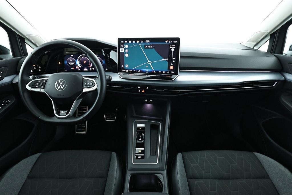 Volkswagen Golf 2025 г. Серый, пробег 32622 км