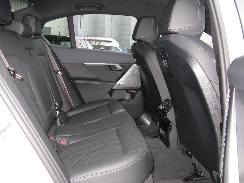 BMW 520 2023 г. Серый, пробег 42650 км
