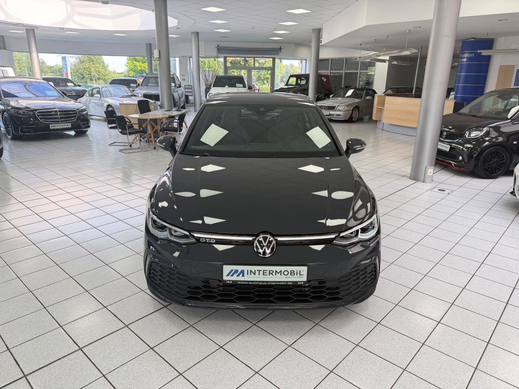 Volkswagen Golf 2024 г. Серый, пробег 22794 км