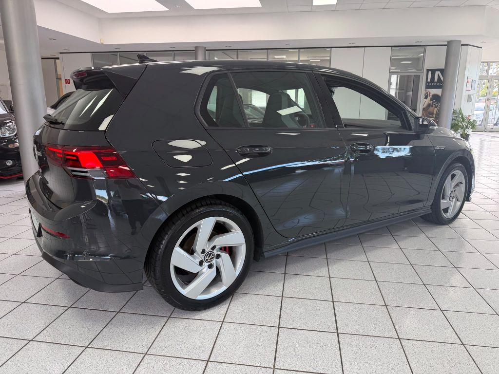 Volkswagen Golf 2024 г. Серый, пробег 22794 км