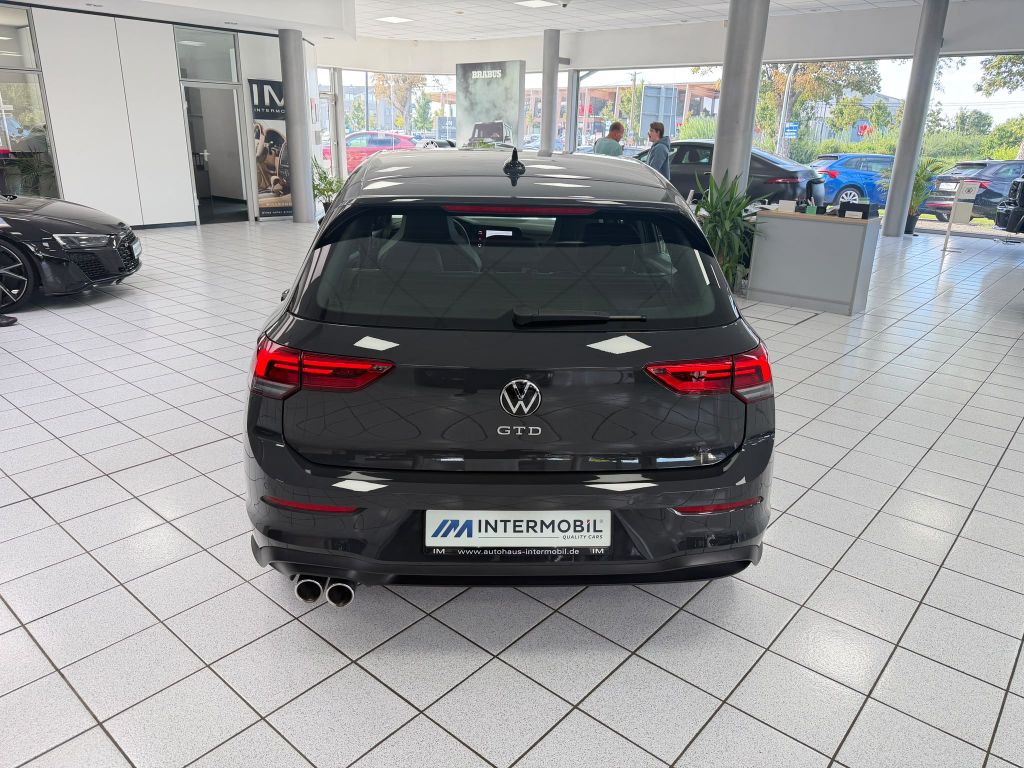 Volkswagen Golf 2024 г. Серый, пробег 22794 км