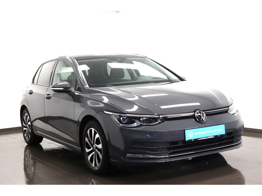 Volkswagen Golf 2022 г. Серый, пробег 51400 км