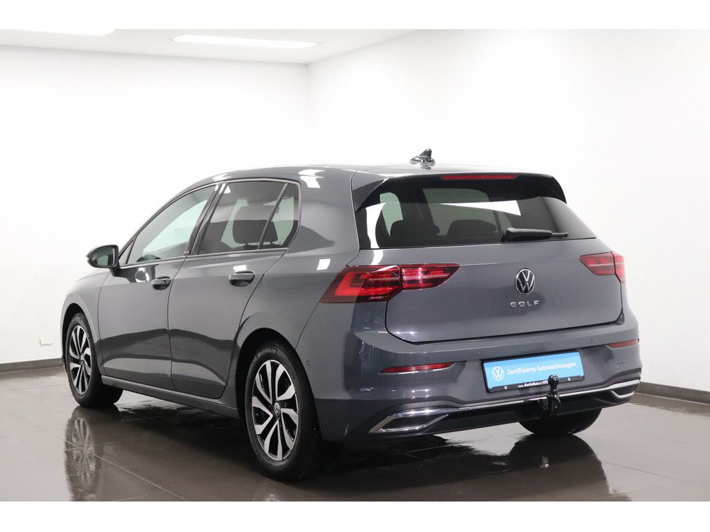 Volkswagen Golf 2022 г. Серый, пробег 51400 км