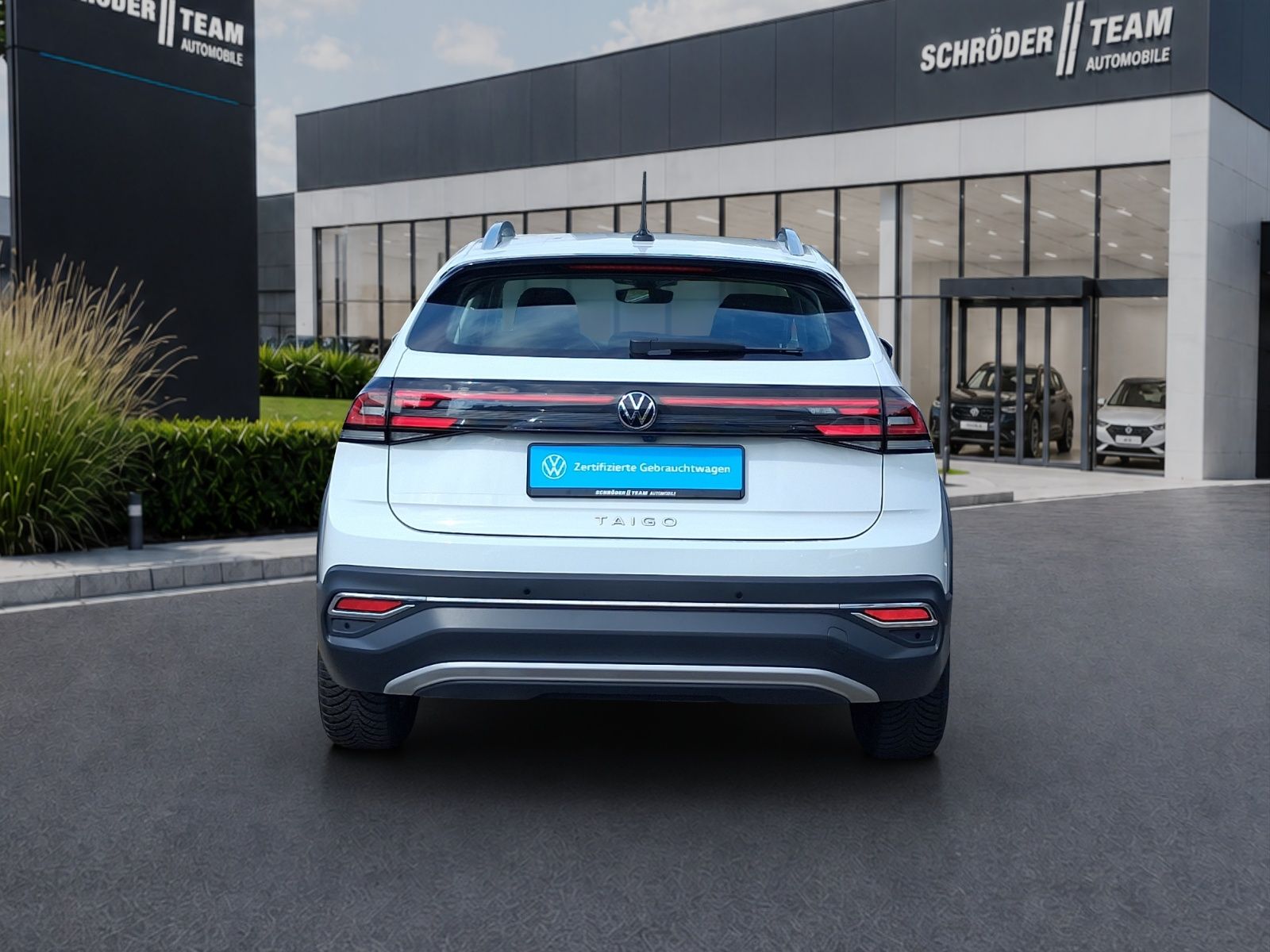 Volkswagen Taigo 2023 г. Белый, пробег 30539 км