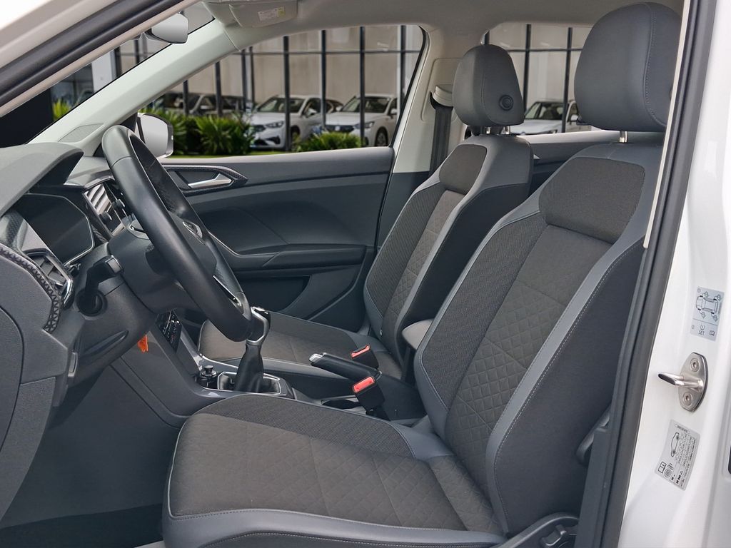 Volkswagen T-Cross 2023 г. Белый, пробег 45456 км