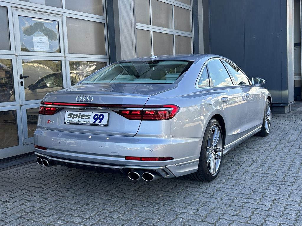 Audi S8 2023 г. Серебристый, пробег 27751 км
