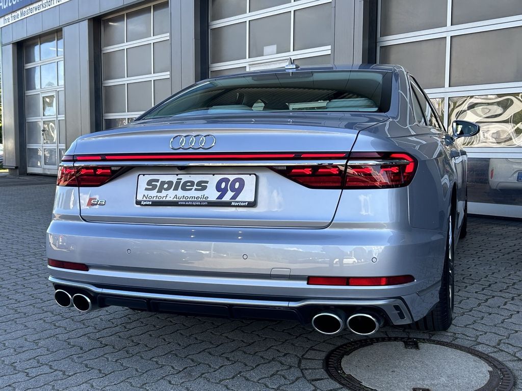 Audi S8 2023 г. Серебристый, пробег 27751 км