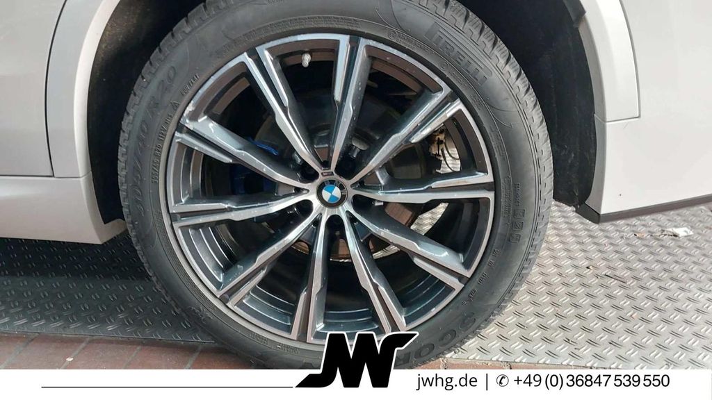 BMW X5 2024 г. Белый, пробег 60000 км