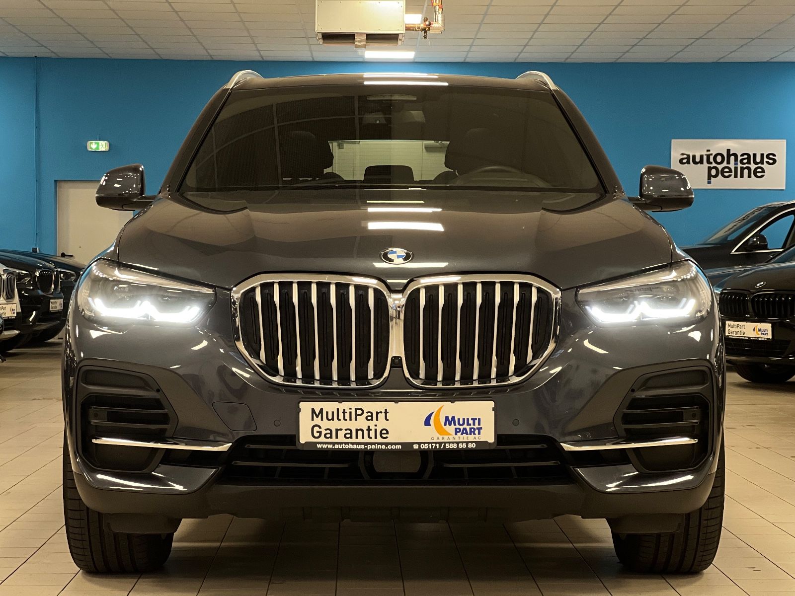 BMW X5 2022 г. Серый, пробег 48256 км