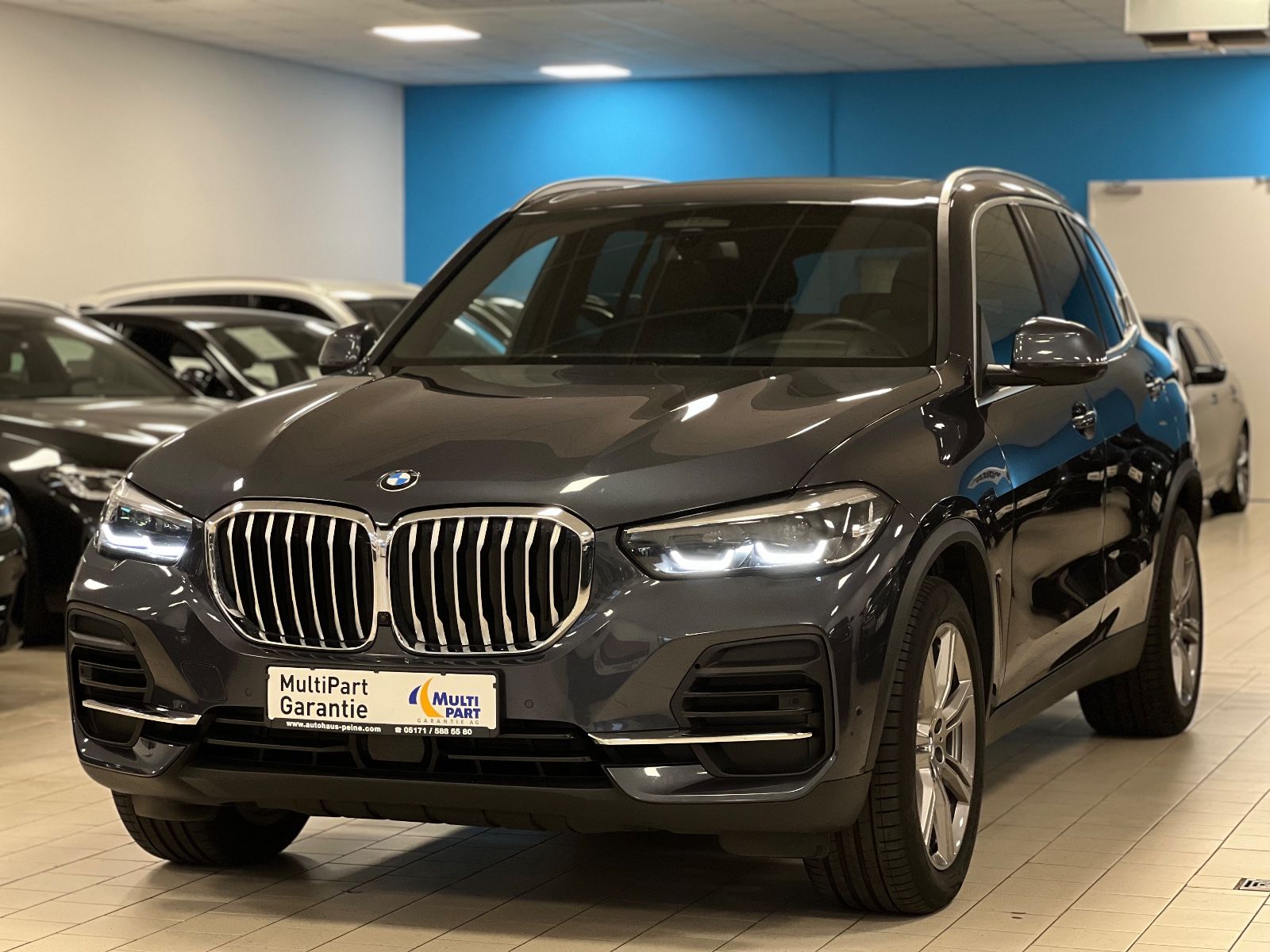 BMW X5 2022 г. Серый, пробег 48256 км