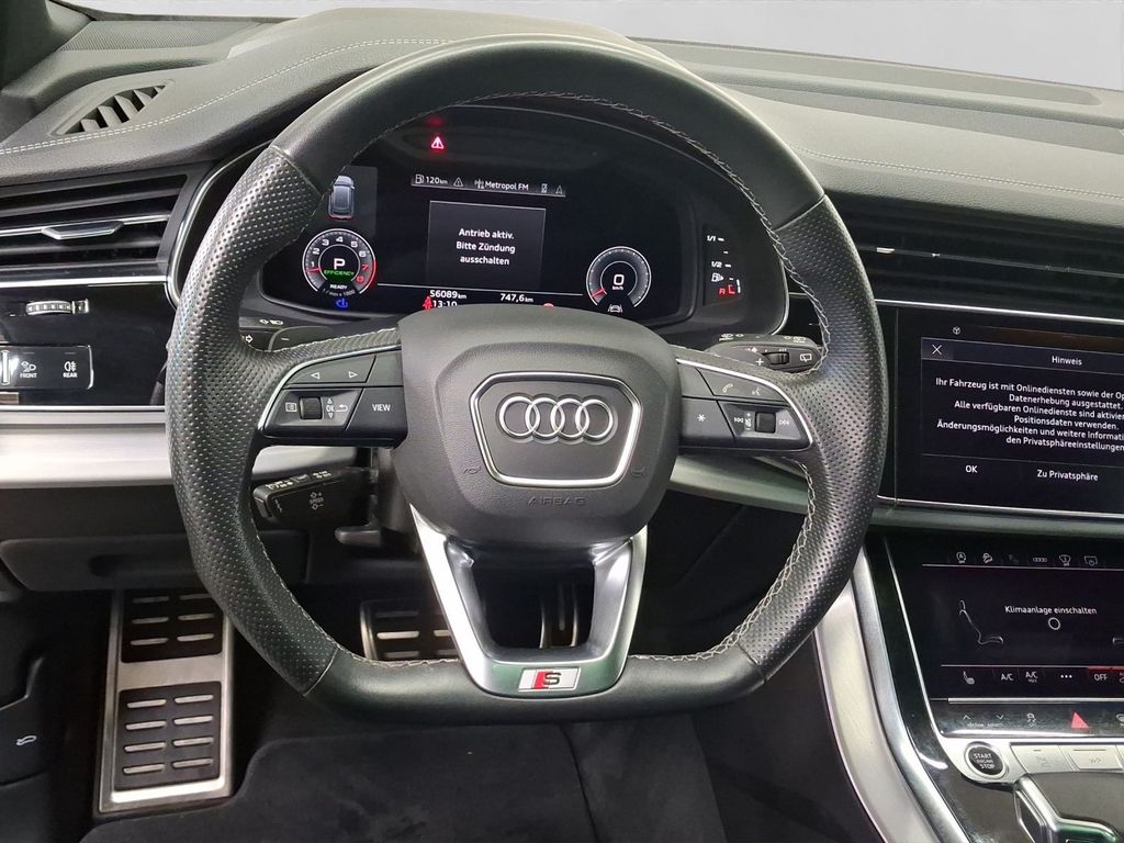 Audi Q8 2023 г. Серый, пробег 56089 км