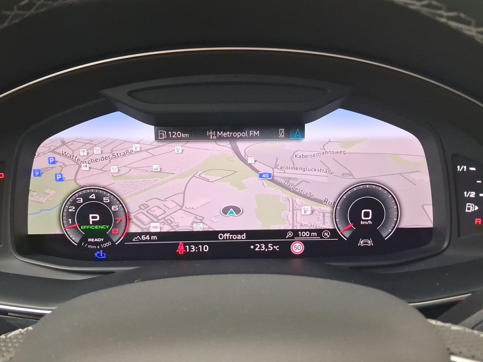 Audi Q8 2023 г. Серый, пробег 56089 км