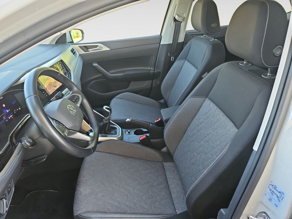 Volkswagen Polo 2024 г. Серый, пробег 59700 км