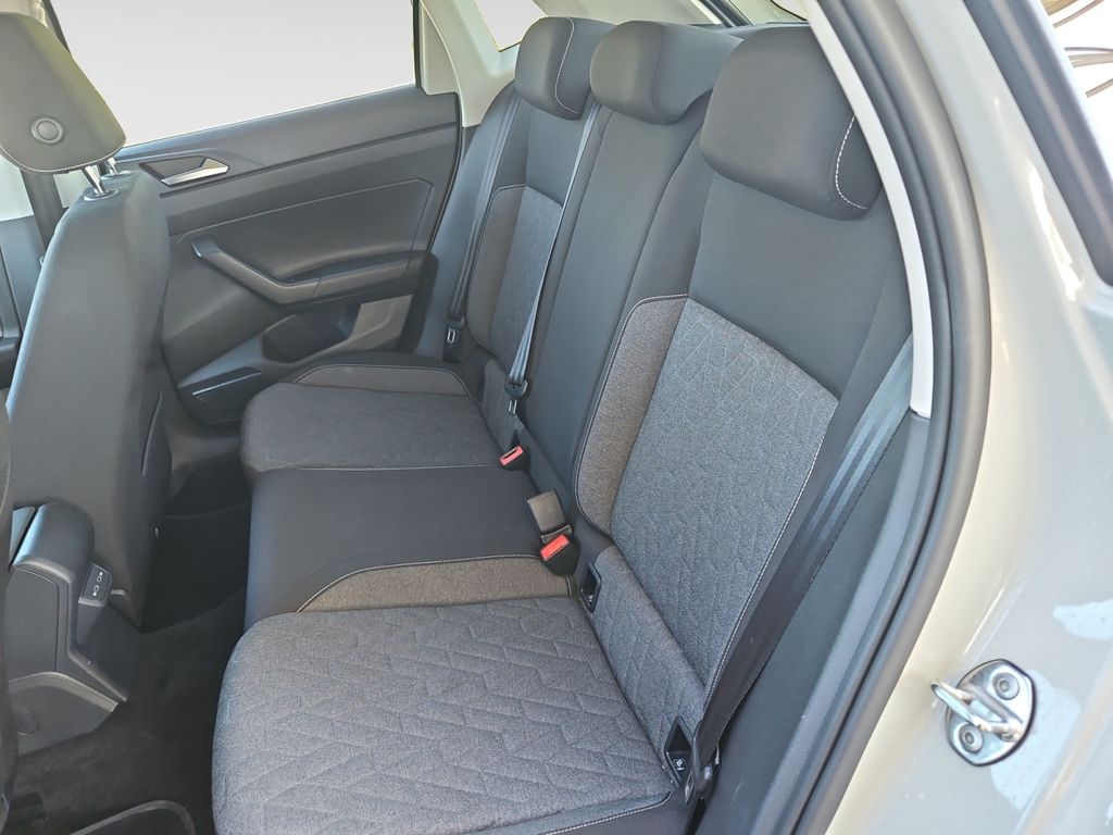 Volkswagen Polo 2024 г. Серый, пробег 59700 км