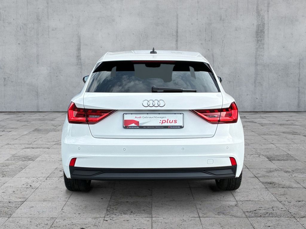 Audi A1 2022 г. Белый, пробег 29997 км