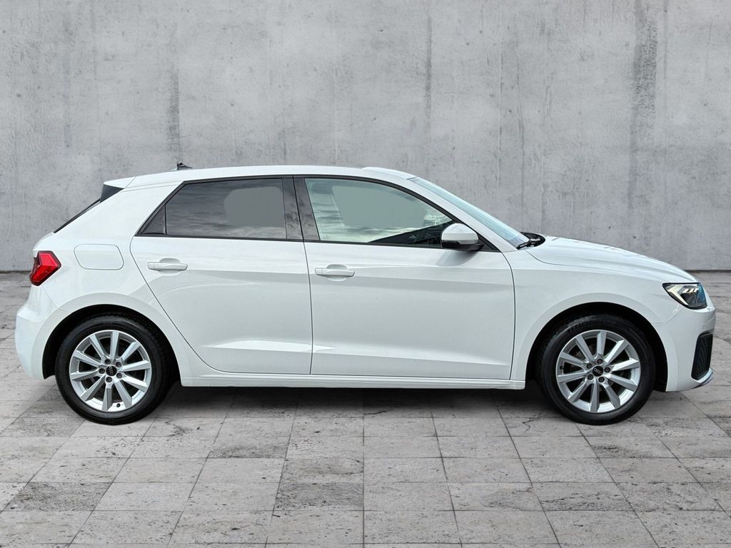 Audi A1 2022 г. Белый, пробег 29997 км