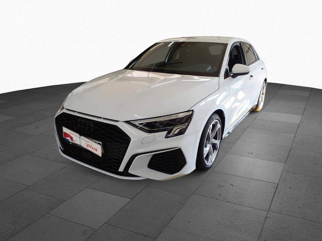 Audi A3 2024 г. Белый, пробег 23105 км