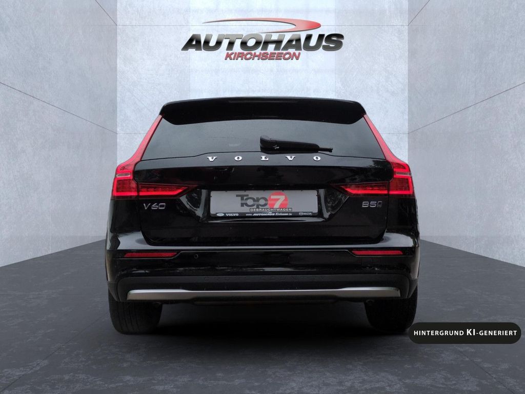 Volvo V60 Cross Country 2024 г. Чёрный, пробег 51300 км