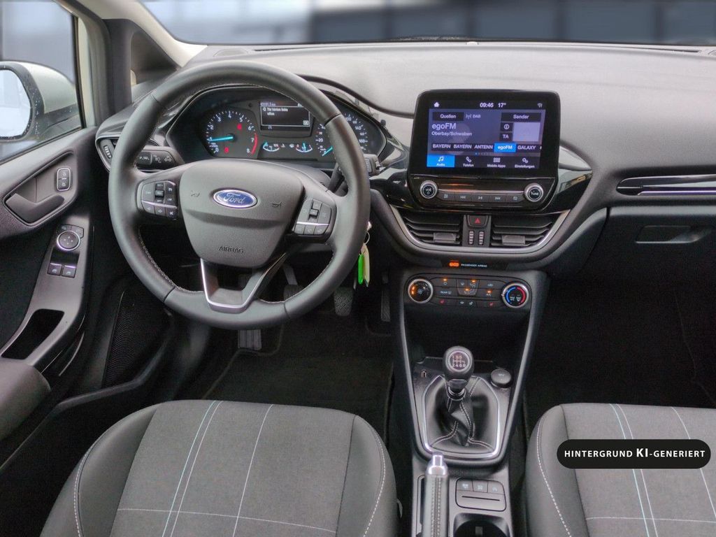 Ford Fiesta 2021 г. Серебристый, пробег 43300 км