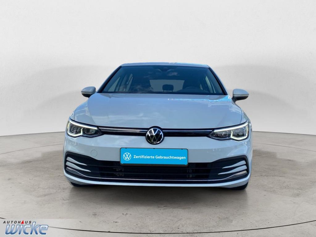 Volkswagen Golf 2023 г. Белый, пробег 48767 км