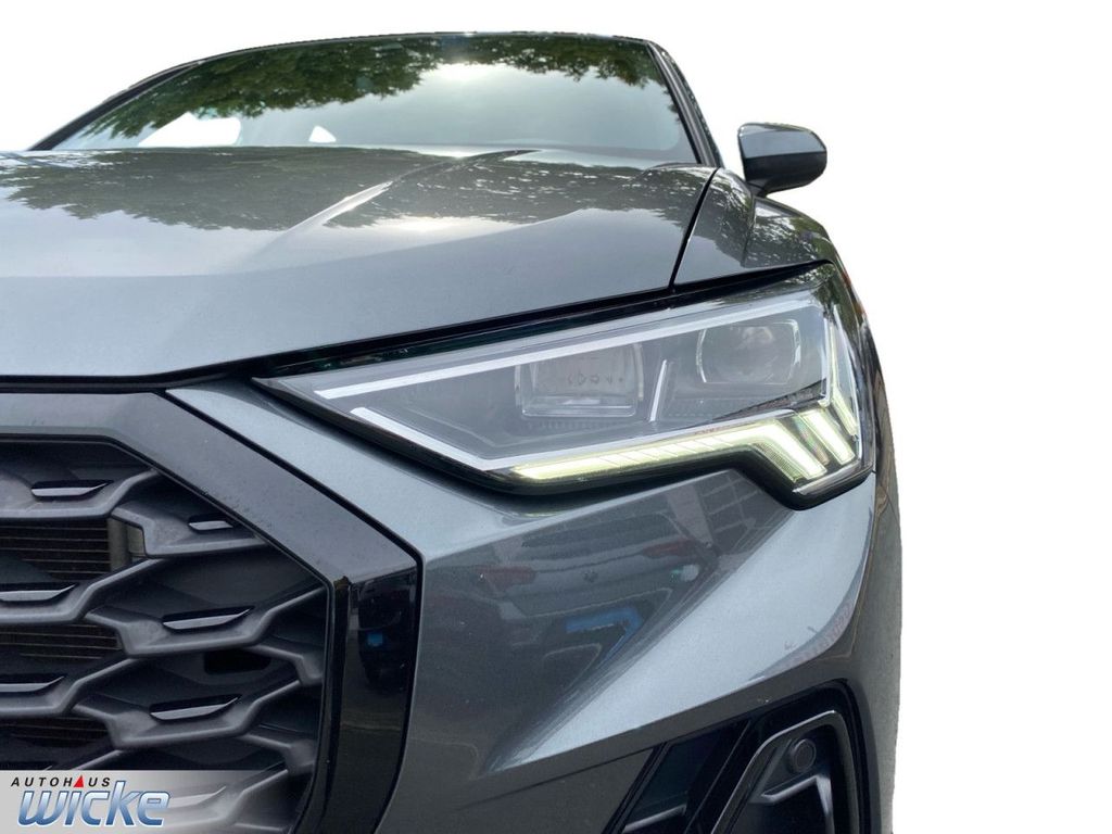 Audi Q3 2023 г. Серый, пробег 56348 км