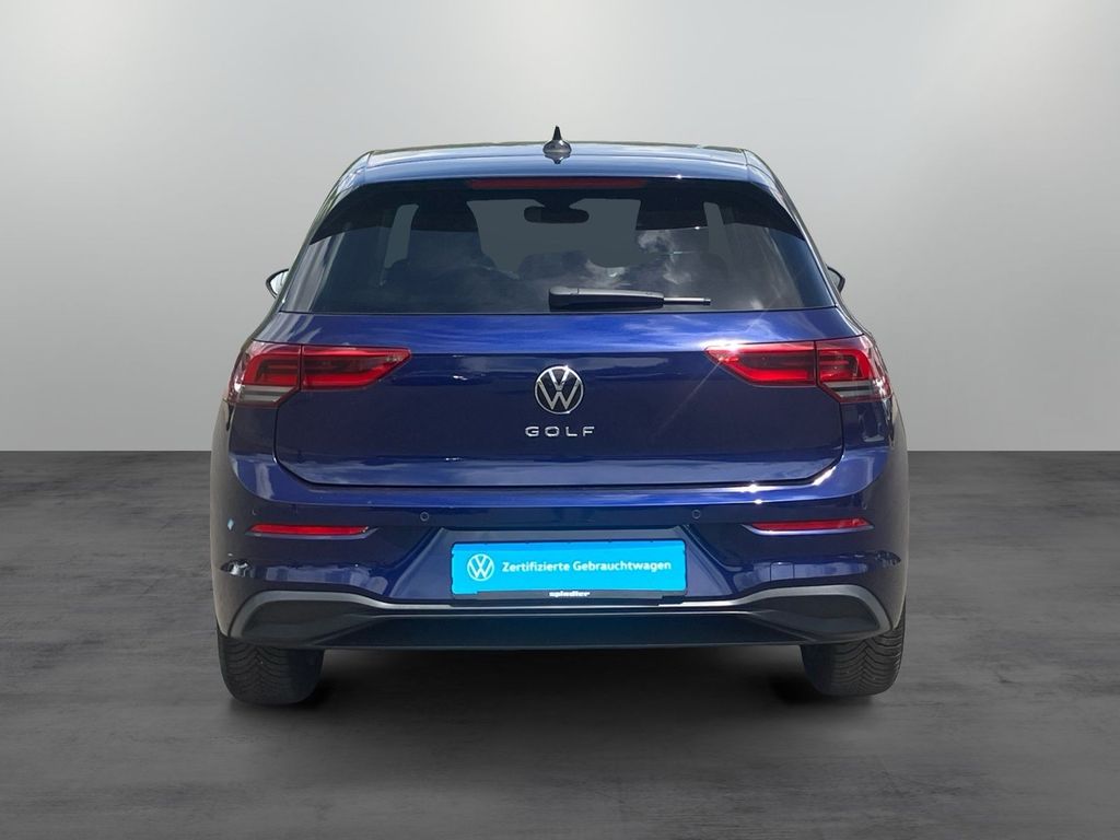 Volkswagen Golf 2023 г. Синий, пробег 58000 км