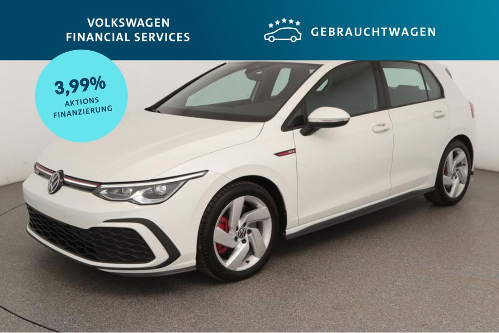Volkswagen Golf 2024 г. Белый, пробег 7142 км