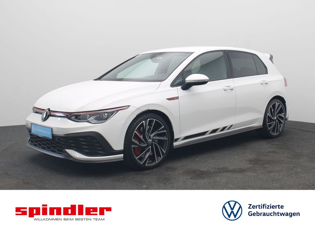 Volkswagen Golf 2023 г. Белый, пробег 55000 км
